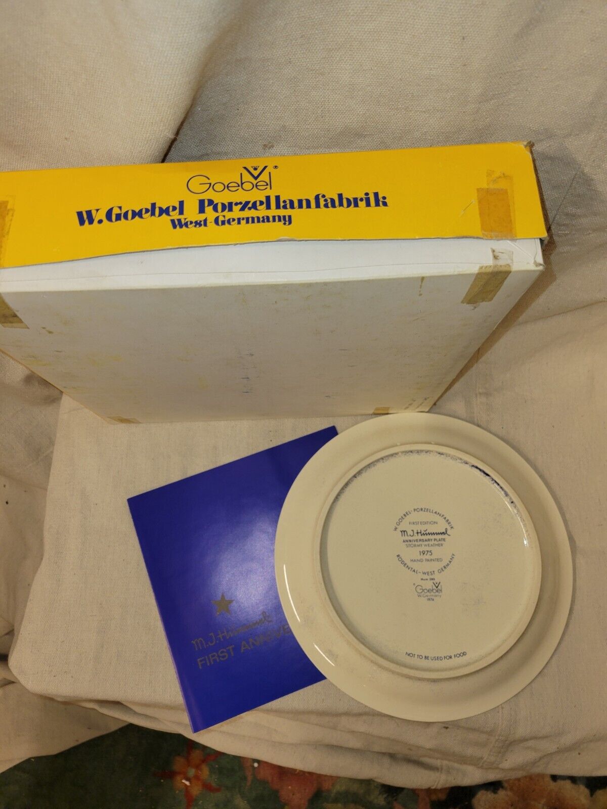 Vintage Hummel 1st Edition Anniversary Stormy Weather Bas-Relief 1975 Boxed NOS