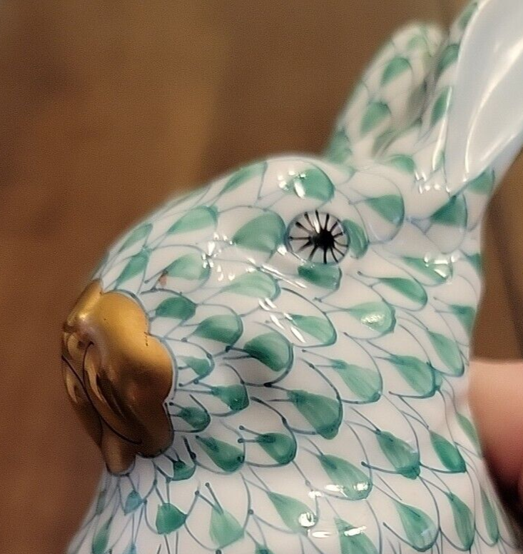 Vintage Herend Single Sitting Rabbit Green Fishnet