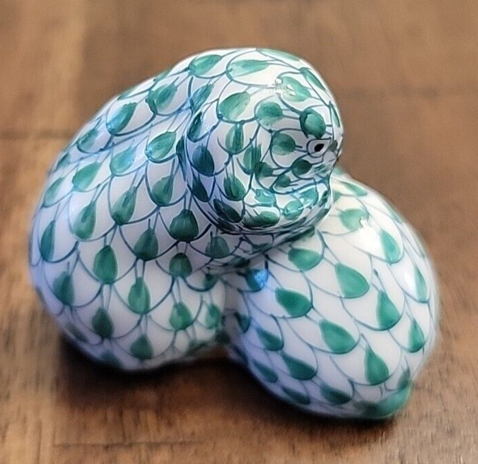 Vintage Herend Pair of Rabbits Curled Up Green Fishnet