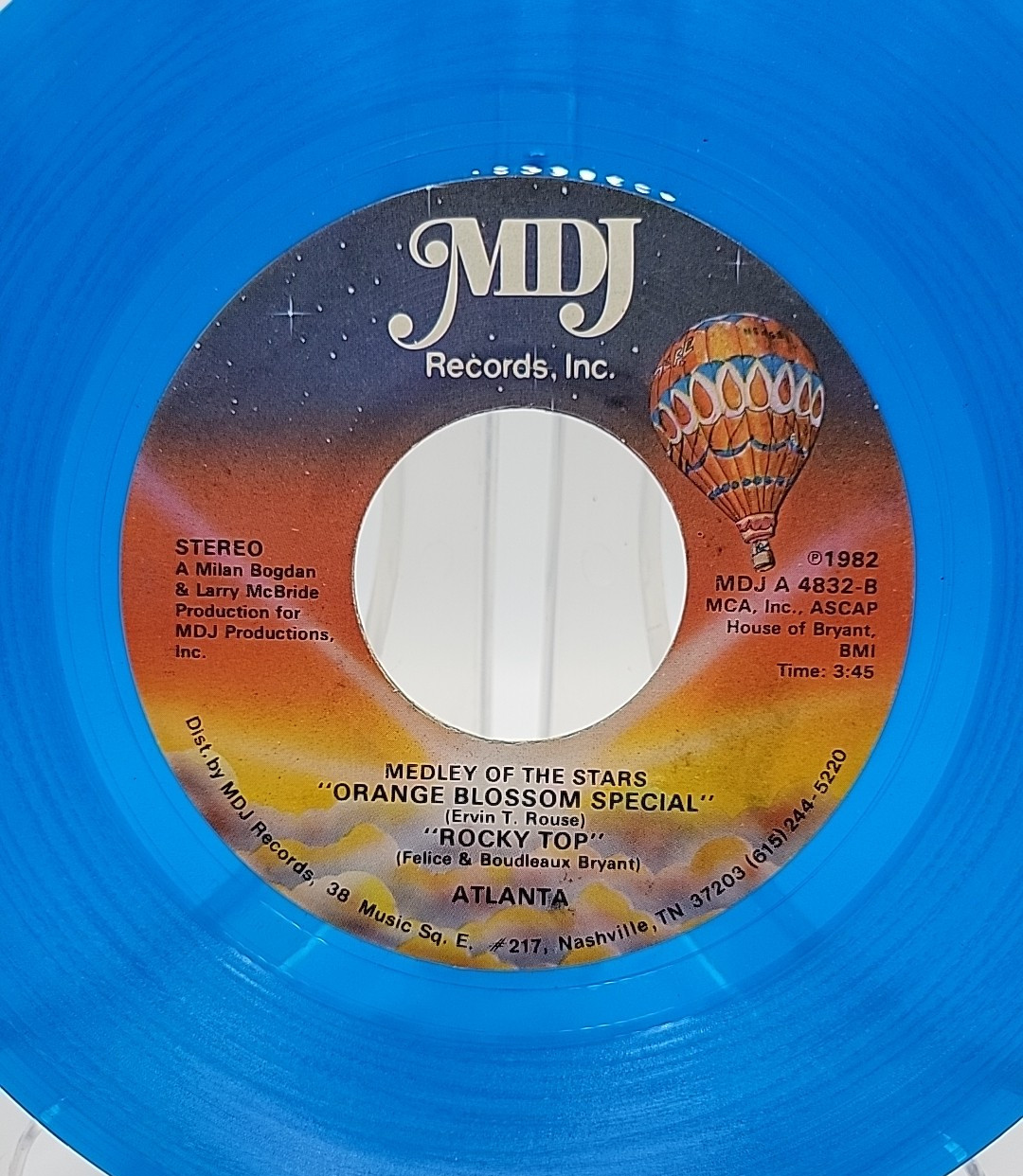 Atlanta DIXIE DREAMING - MEDLEY OF THE STARS MDJ Records Blue 45 1982