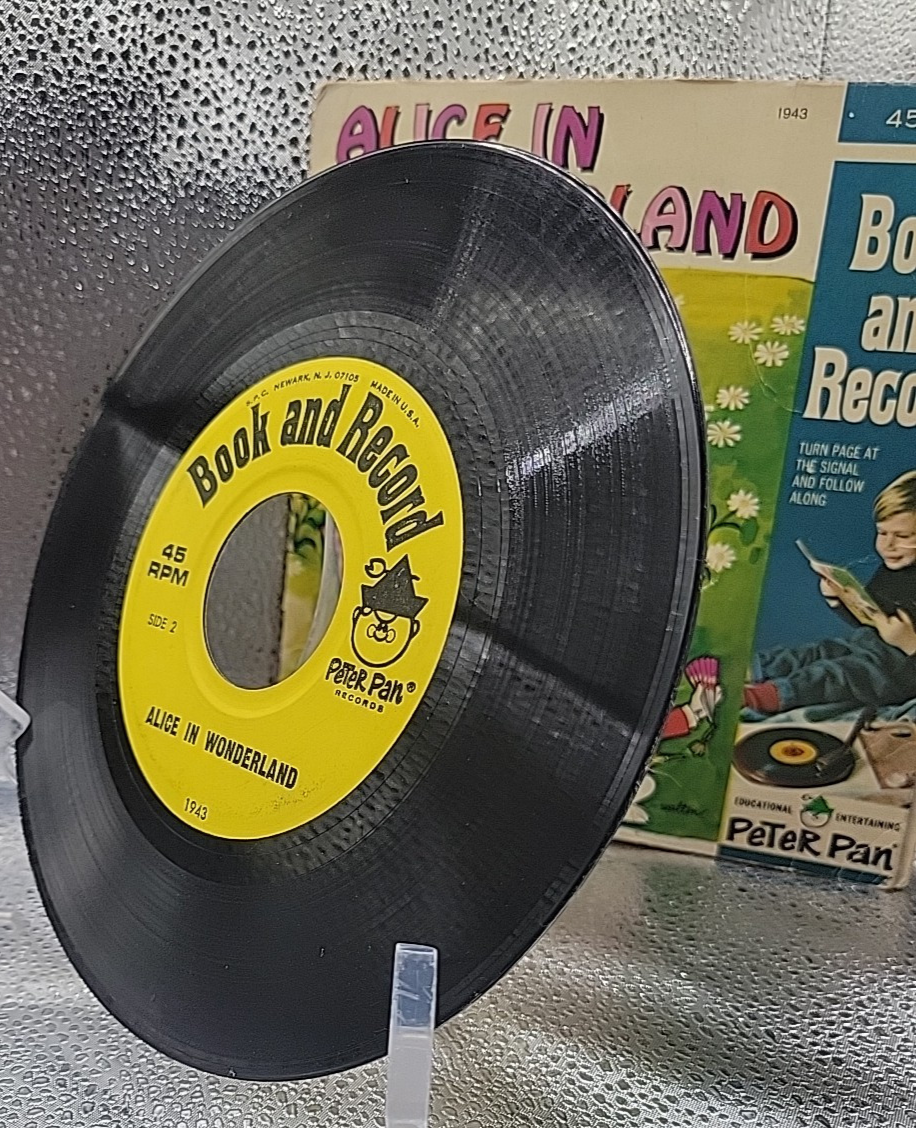 Book & Record 'Alice In Wonderland' 1970's by Peter Pan Recs 45 RPM w Book