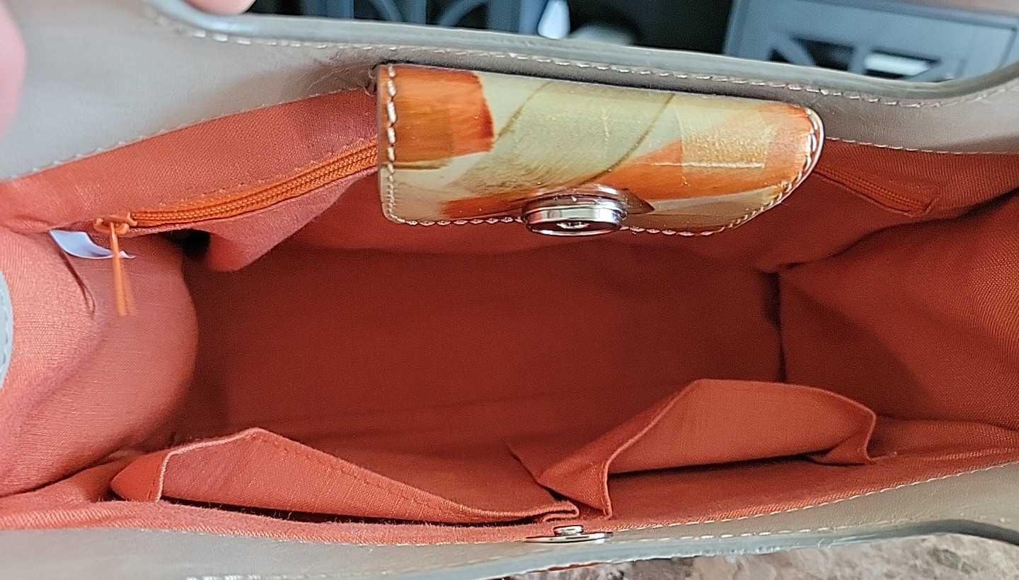 Vintage Sondra Roberts Clutch Copper Gold Vinyl Handbag Acrylic Handles