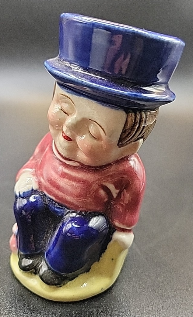 VINTAGE PAUL'S GIFTS MINI TOBY MUG NOS HAPPY MAN SLEEPING SITTING