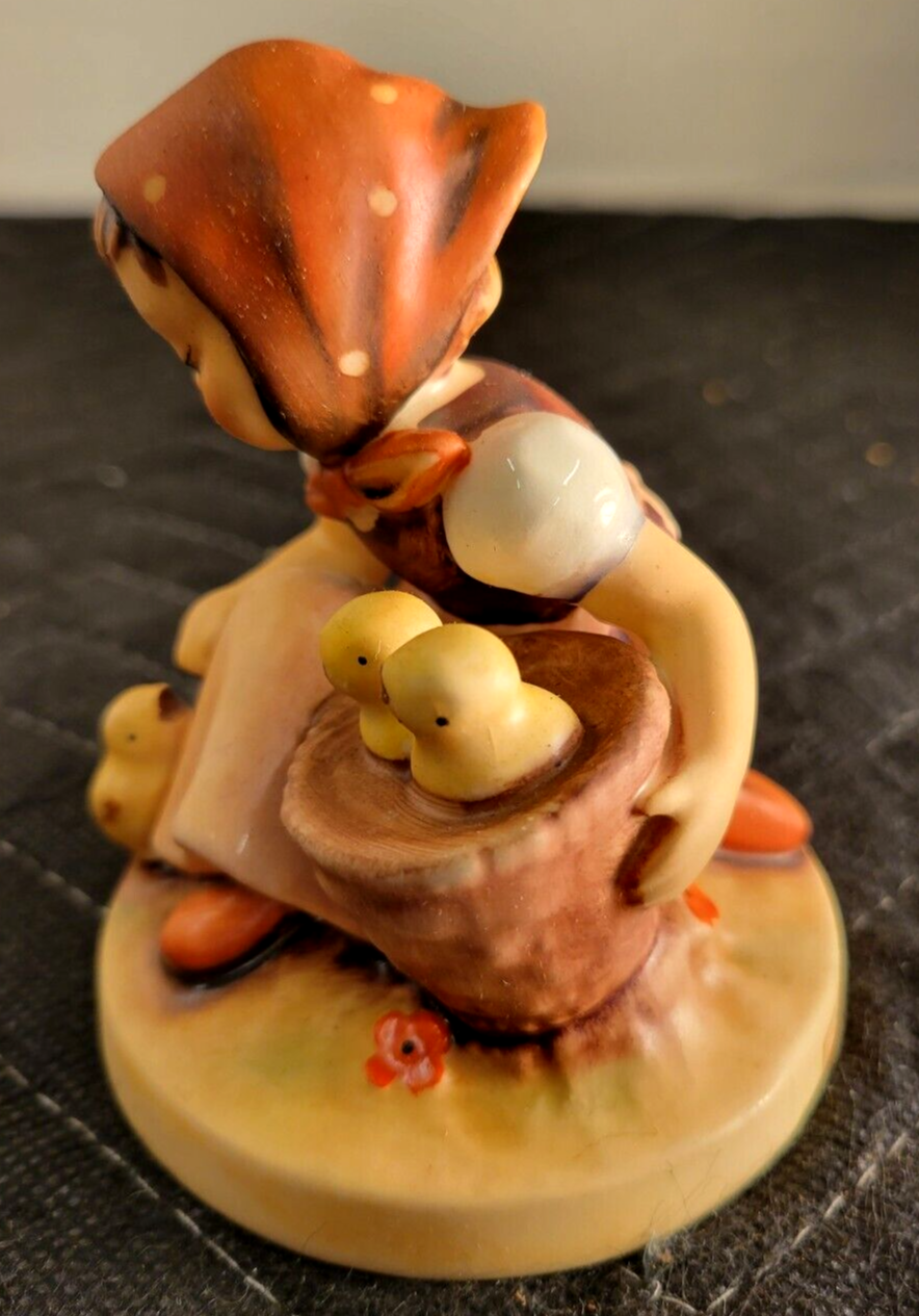 Vintage Hummel Goebel Figurine Chick Girl 57/0 W Germany TMK3
