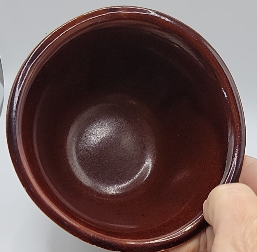 Vintage USA Monmouth Stoneware Maple Leaf Beehive Nesting Bowl Brown 5 Inch