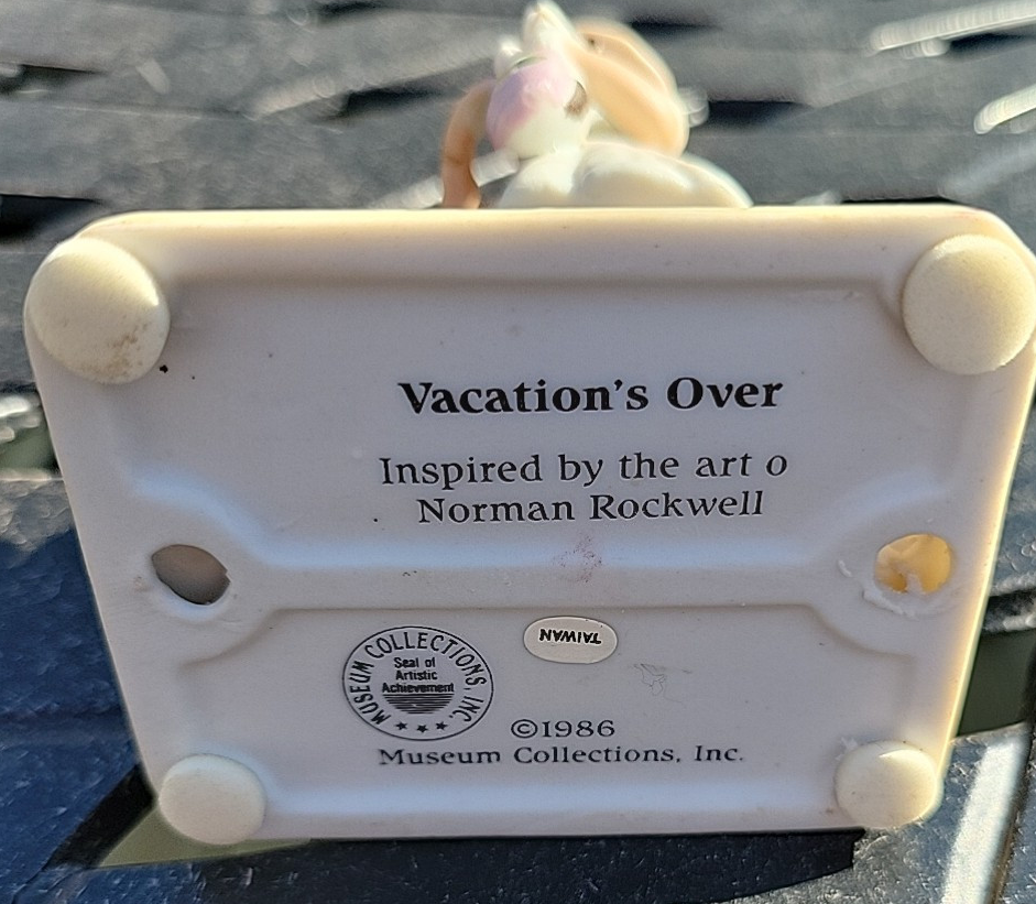 Vintage Norman Rockwell's VACATION'S OVER Figurine NRM Collections 1986