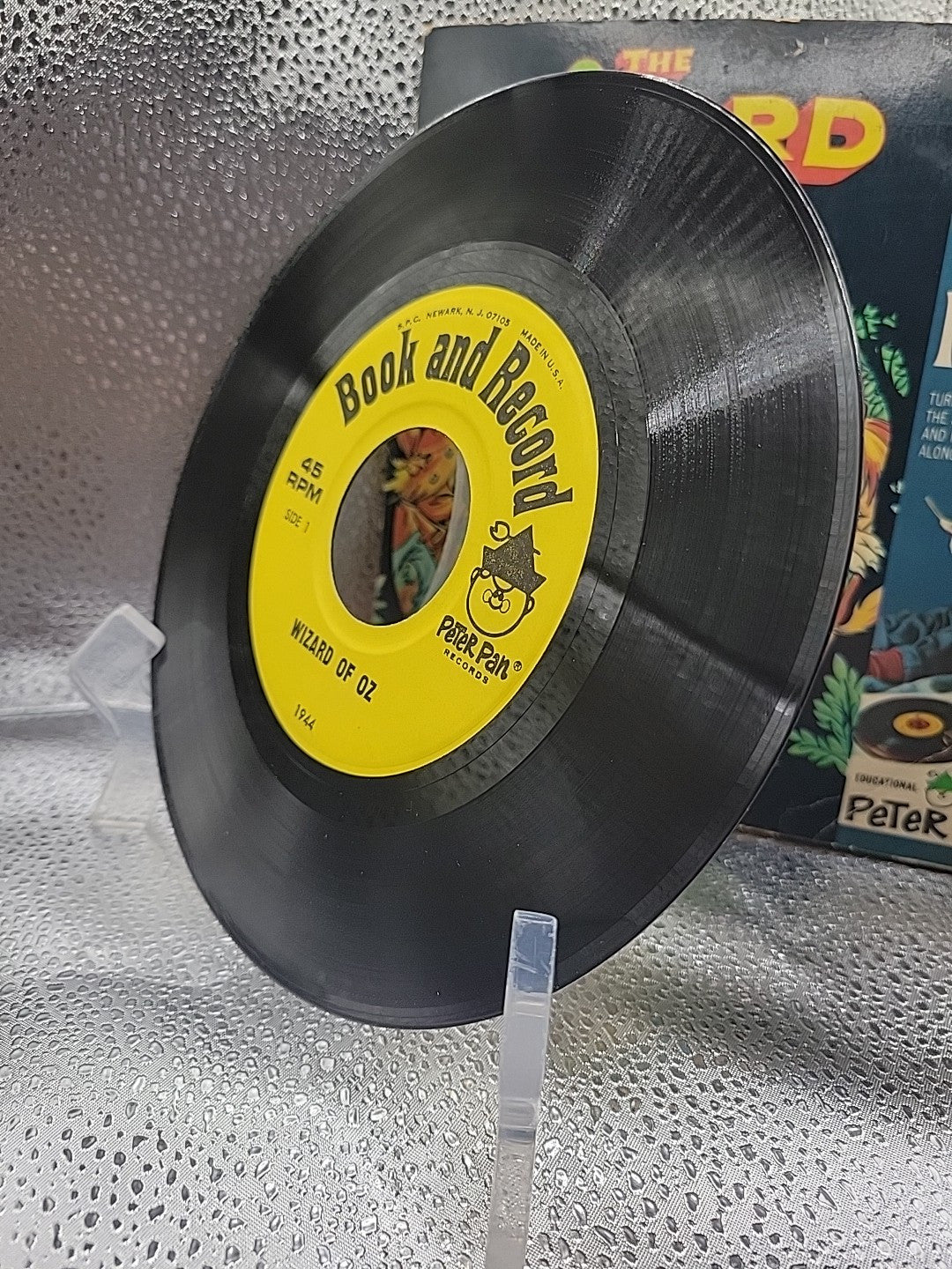 Book & Record 'The Wizard Of Oz' 1970's by Peter Pan Recs 45 RPM w Book