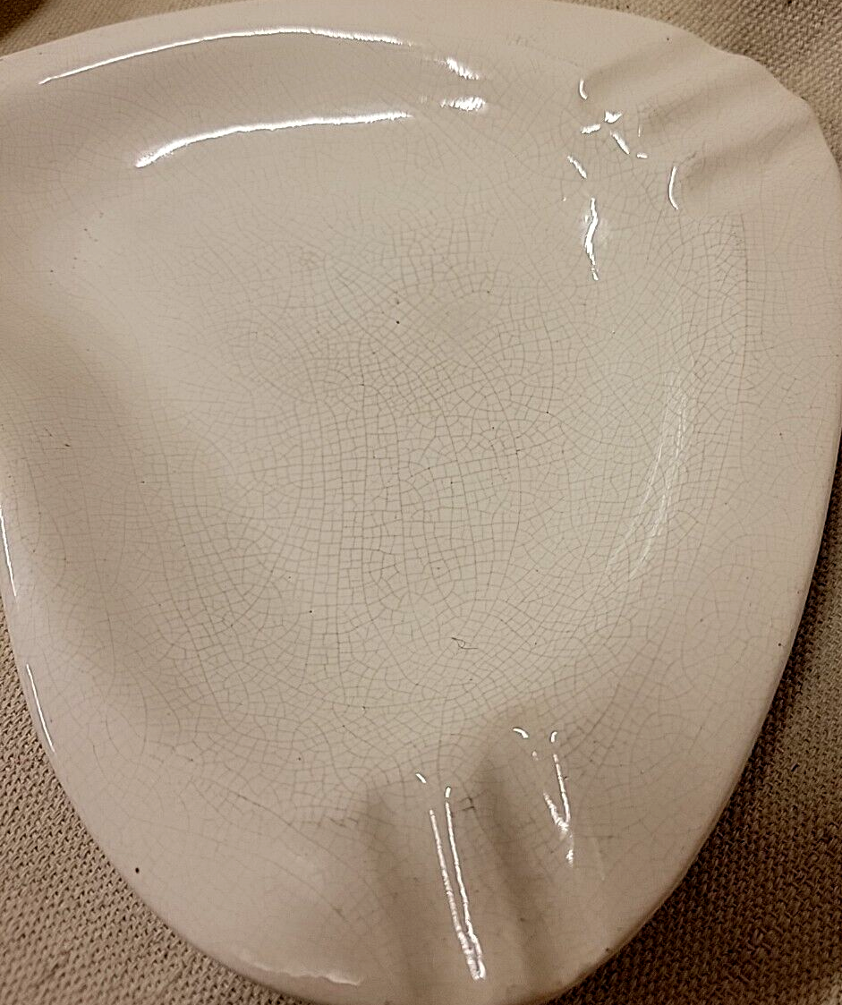 Cool Pair of Boomerang Atomic 1950's Mid-Century Modern Ceramic Ashtrays