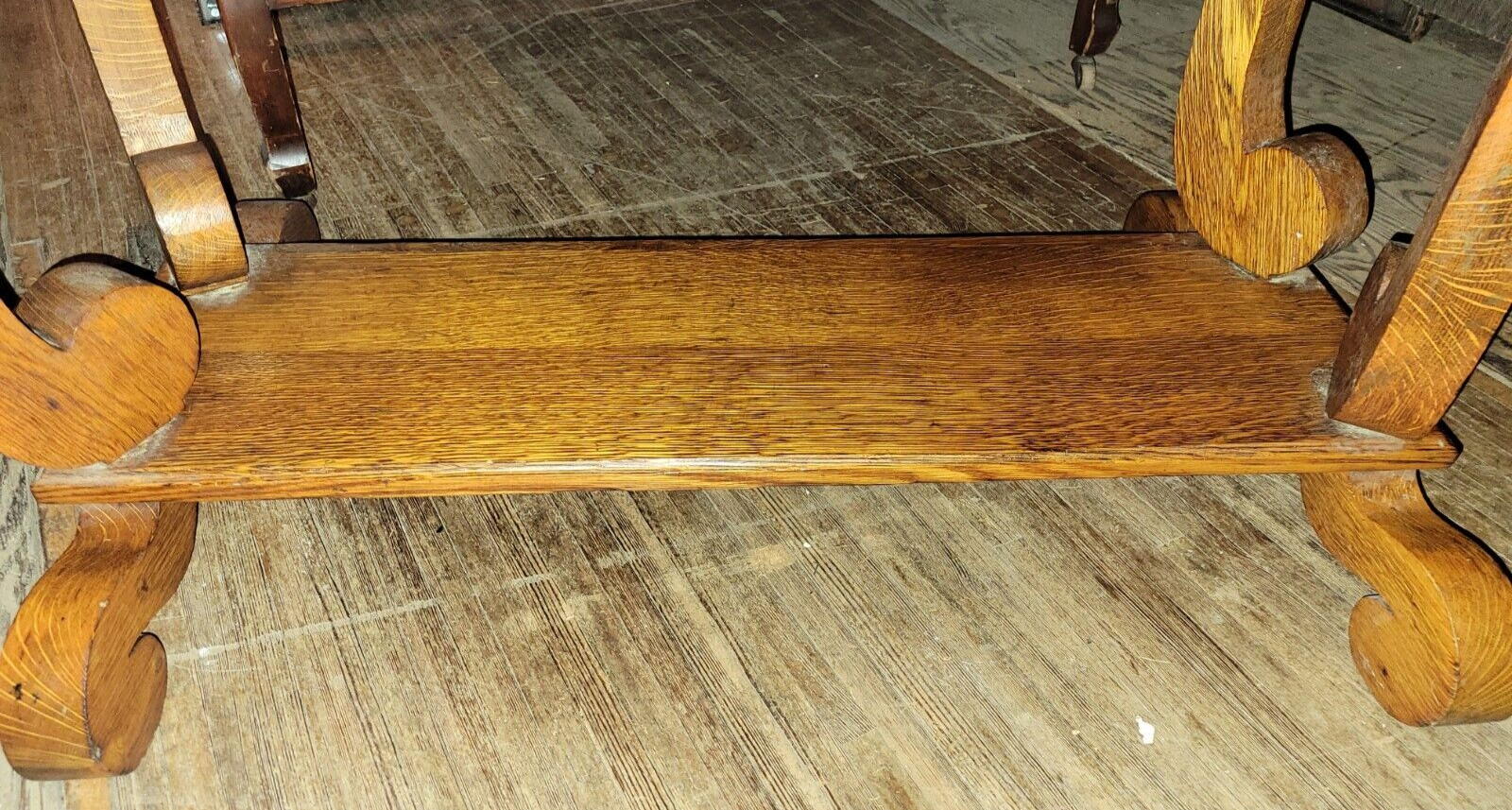 Vintage Quartersawn Oak Writing Library Desk As-Is with Drawer