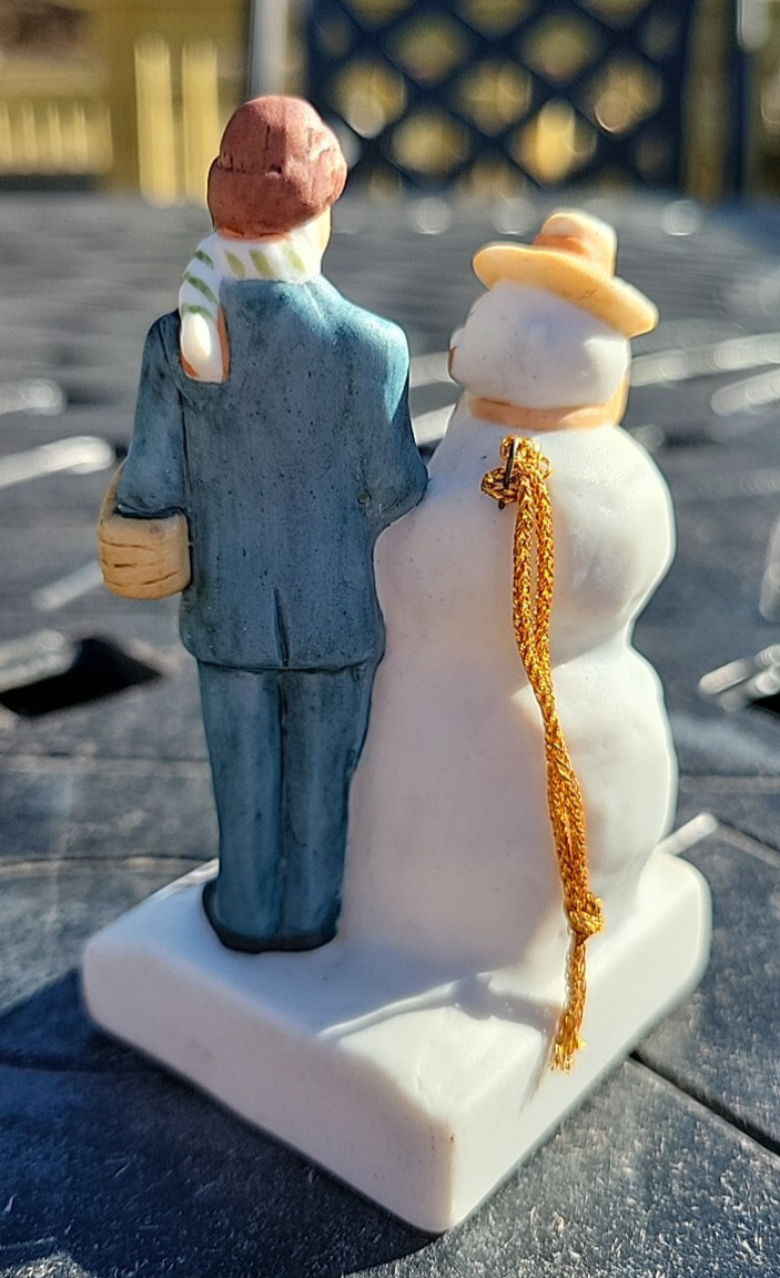 Vintage Norman Rockwell GRANDPA WITH SNOWMAN Figurine Dave Grossman 1993