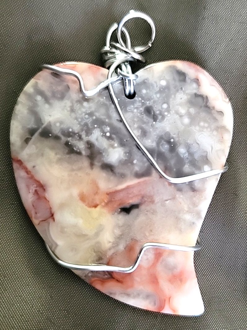 Crazy Lace Heart Shape Agate Wire Wrap Pendant