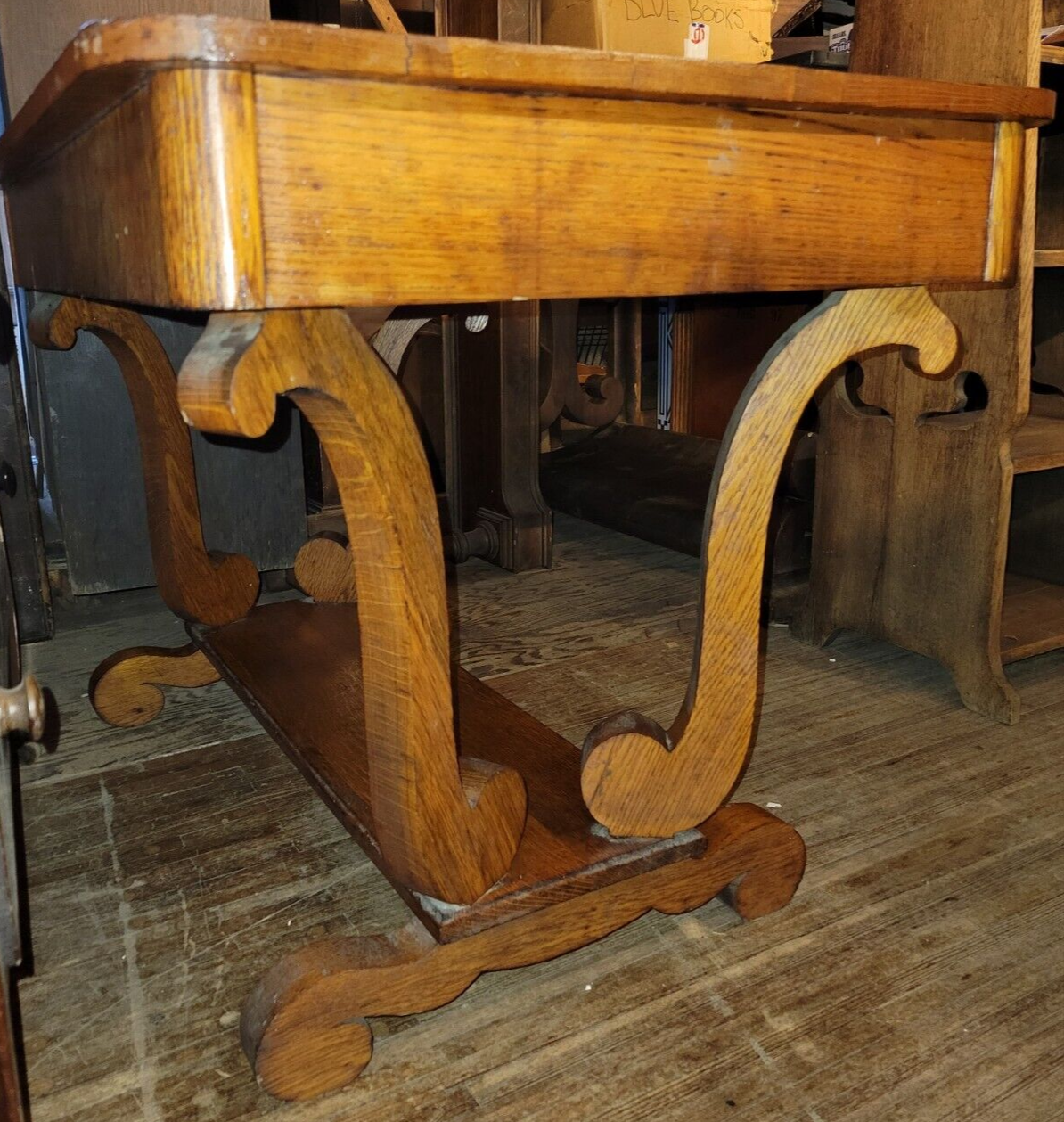 Vintage Quartersawn Oak Writing Library Desk As-Is with Drawer