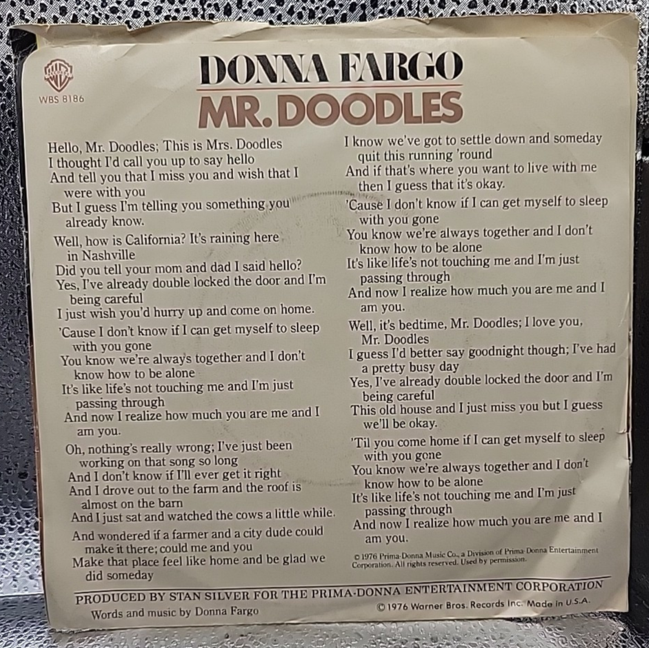 WB Promo 45 Record Donna Fargo Mr. Doodles 1976 WBS8186 w Sleeve NICE!