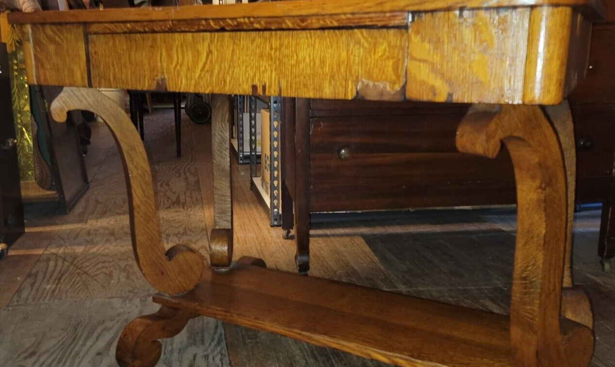 Vintage Quartersawn Oak Writing Library Desk As-Is with Drawer
