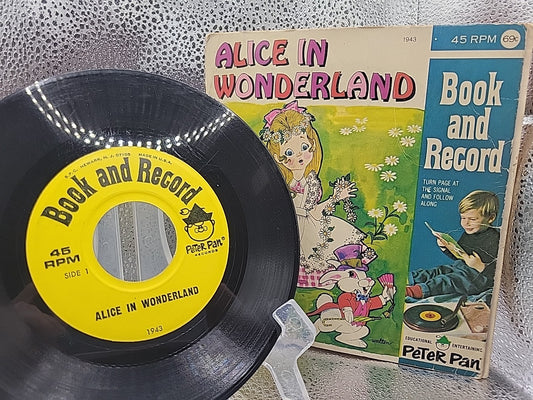 Book & Record 'Alice In Wonderland' 1970's by Peter Pan Recs 45 RPM w Book